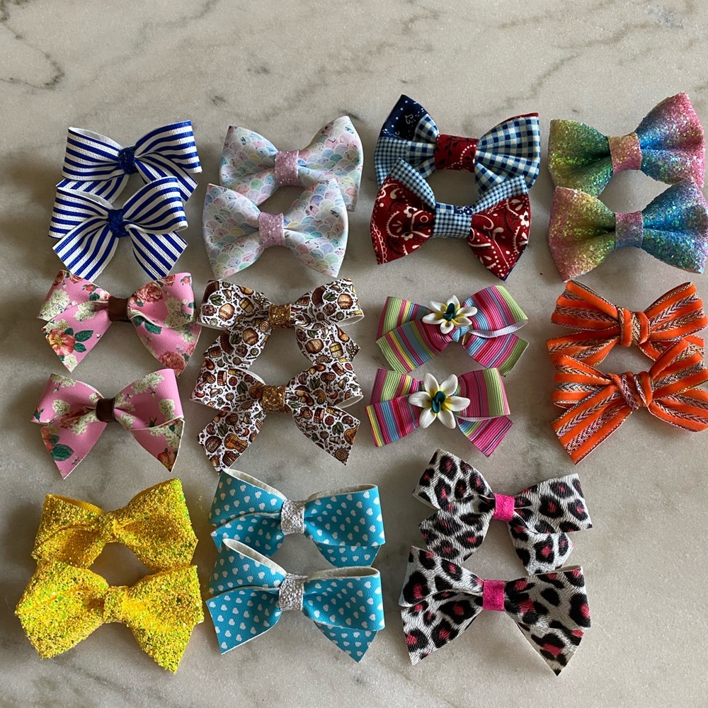Pigtail bows all on clips